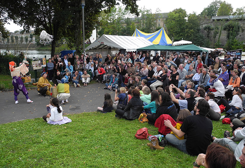 フランス「国際人形劇フェスティバル」